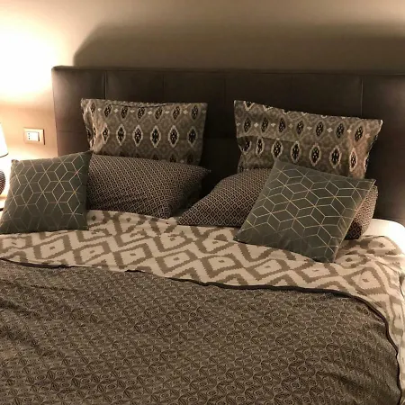 90m² 3 Slaapkamer, 2 Privé Badkamer In Centrum Padua