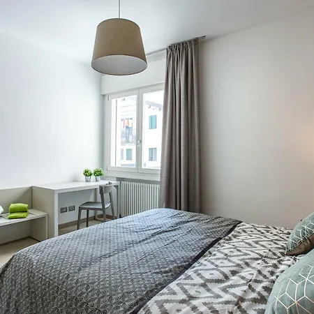 90m² 3 Slaapkamer, 2 Privé Badkamer In Centrum Padua